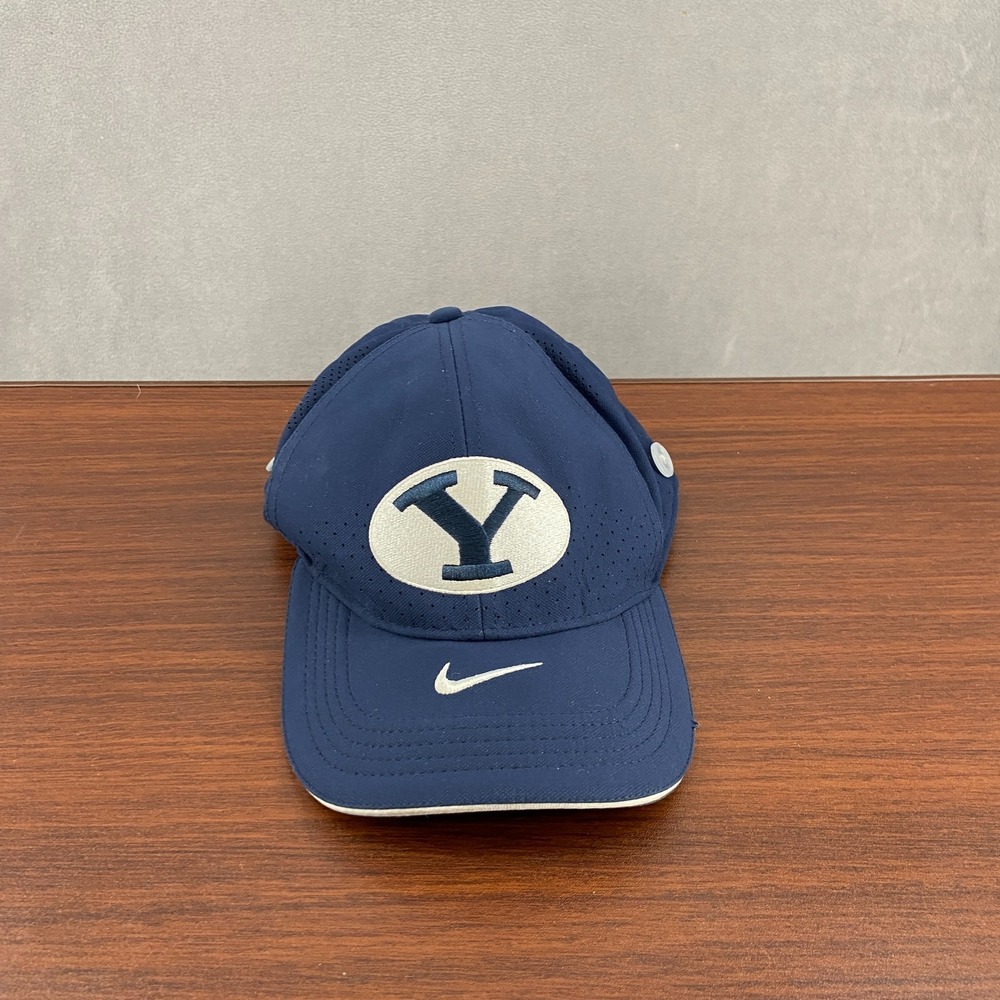 Nike BYU Cougars NCAA Football Hat Mens Navy Blue White Logo Embroidered Cap